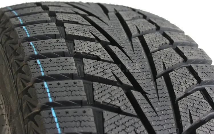 225/60R18 Winter i* cept X 100T Hankook за 59 000 тг. в Алматы