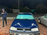 Volkswagen Golf 1993 годаүшін1 300 000 тг. в Шымкент