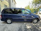 Kia Carnival 2005 года за 2 500 000 тг. в Кызылорда – фото 4