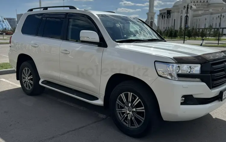 Toyota Land Cruiser 2019 годаfor37 000 000 тг. в Астана