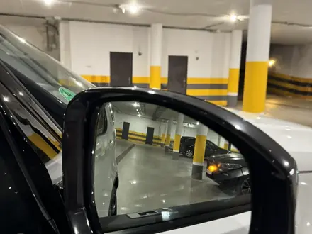 Land Rover Discovery 2022 года за 35 000 000 тг. в Астана – фото 13