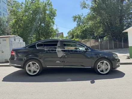 Volkswagen Passat 2011 года за 5 290 000 тг. в Алматы – фото 11