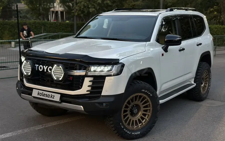 Toyota Land Cruiser 2021 года за 52 700 000 тг. в Алматы