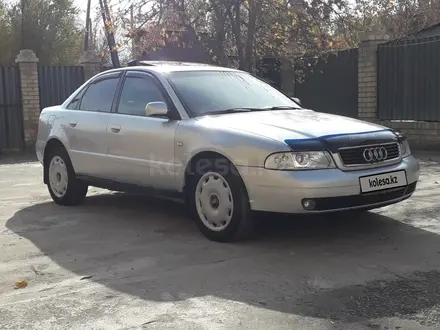 Audi A4 2000 года за 2 900 000 тг. в Астана – фото 2