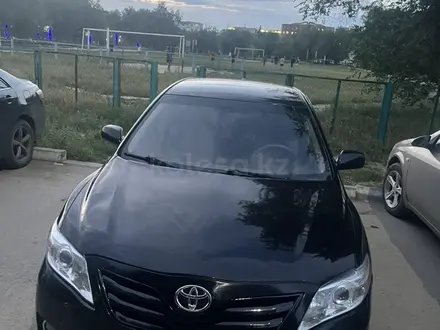 Toyota Camry 2011 года за 6 800 000 тг. в Актобе – фото 7