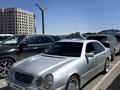 Mercedes-Benz E 320 2002 годаүшін4 900 000 тг. в Атырау – фото 8