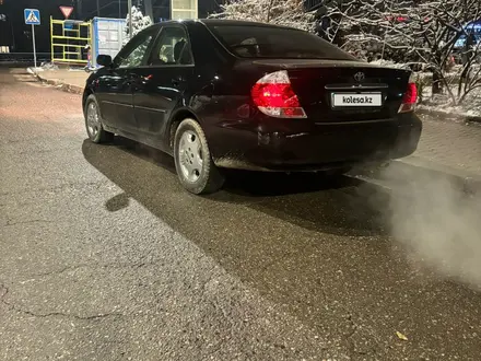 Toyota Camry 2004 года за 4 500 000 тг. в Алматы – фото 2