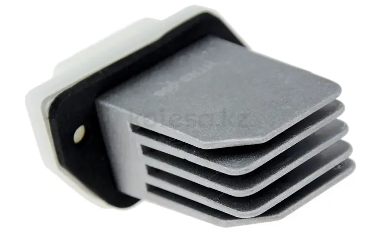 Реостат печки на Ниссан за 9 000 тг. в Алматы