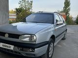Volkswagen Golf 1994 года за 1 800 000 тг. в Шымкент