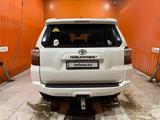 Toyota 4Runner 2016 годаүшін16 000 000 тг. в Атырау – фото 2