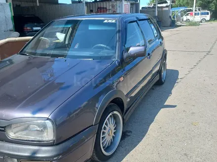 Volkswagen Golf 1993 года за 1 550 000 тг. в Есик