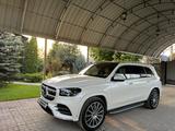Mercedes-Benz GLS 580 2022 годаfor69 500 000 тг. в Алматы – фото 2