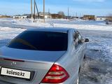 Mercedes-Benz C 180 2001 года за 4 000 000 тг. в Новоишимский – фото 3