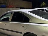 Volvo S60 2002 года за 1 800 000 тг. в Караганда – фото 3