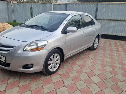 Toyota Yaris 2006 года за 4 300 000 тг. в Алматы – фото 2