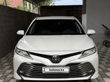Toyota Camry 2020 года за 14 500 000 тг. в Шымкент