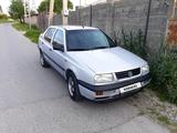 Volkswagen Vento 1994 года за 1 300 000 тг. в Шымкент – фото 4