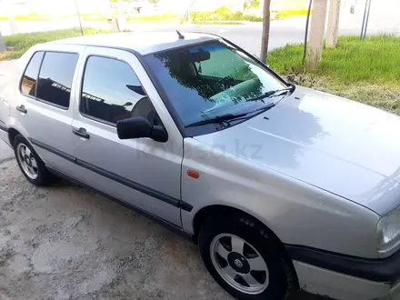 Volkswagen Vento 1994 года за 1 300 000 тг. в Шымкент – фото 6