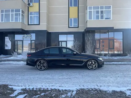 BMW 550 2021 года за 38 000 000 тг. в Астана – фото 3