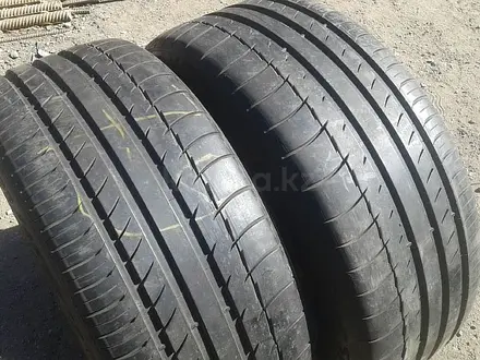 Шины 235/45 R17 — (Франция), летние, в иде за 60 000 тг. в Астана – фото 3