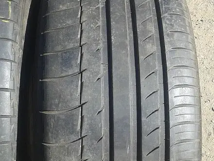 Шины 235/45 R17 — (Франция), летние, в иде за 60 000 тг. в Астана – фото 5