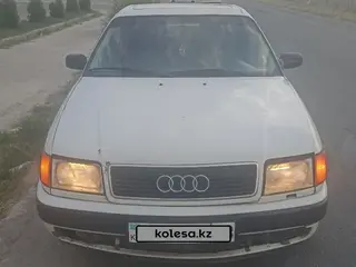 Audi 100