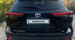 Toyota Highlander 2023 года за 23 700 000 тг. в Астана – фото 2