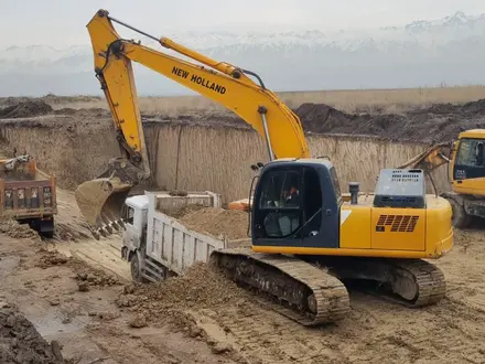 New Holland  E215B 2008 года за 14 000 000 тг. в Алматы – фото 2