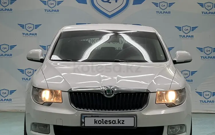 Skoda Superb 2013 годаfor5 600 000 тг. в Астана