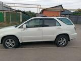Lexus RX 300 2001 года за 4 000 000 тг. в Алматы – фото 2