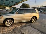 Toyota Highlander 2002 года за 8 200 000 тг. в Шымкент – фото 3