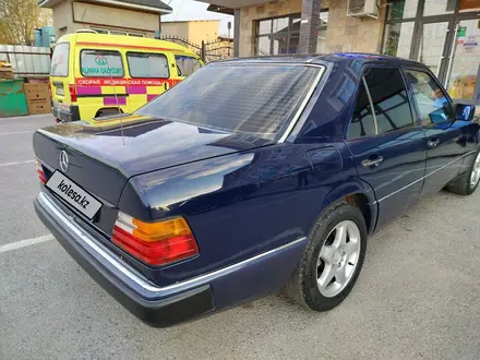 Mercedes-Benz E 200 1991 года за 2 000 000 тг. в Шымкент – фото 5