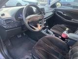 Hyundai i30 2023 годаүшін7 600 000 тг. в Актобе – фото 3