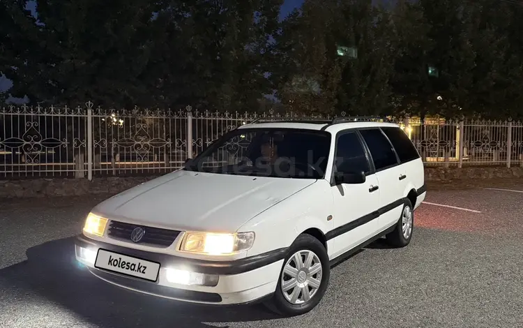 Volkswagen Passat 1995 года за 1 800 000 тг. в Шымкент