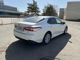 Toyota Camry 2021 годаүшін13 700 000 тг. в Астана – фото 4