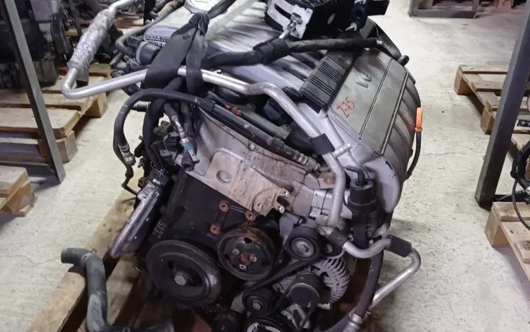 Двигатель Volkswagen Passat B6 3.2 AXZ V6 за 500 000 тг. в Астана