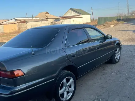 Toyota Camry 1997 года за 3 300 000 тг. в Жаркент – фото 4