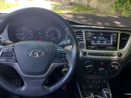 Hyundai Accent 2019 года за 6 700 000 тг. в Шымкент – фото 5