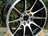 XXR R17 9J 5x114, 3 ET25 73, 1 Серебро/Черный за 280 000 тг. в Алматы