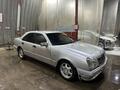 Mercedes-Benz E 200 1996 годаfor1 800 000 тг. в Астана