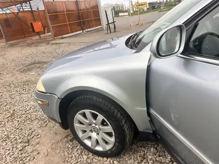 Volkswagen Passat 2003 года за 2 800 000 тг. в Петропавловск – фото 11