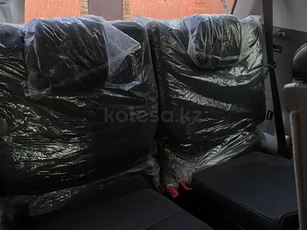 Toyota Land Cruiser Prado 2012 года за 19 000 000 тг. в Актау – фото 18