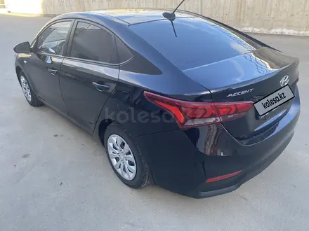 Hyundai Accent 2018 годаүшін7 200 000 тг. в Актобе – фото 3