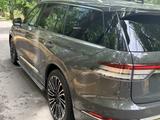Lincoln Aviator 2020 года за 33 000 000 тг. в Алматы – фото 4