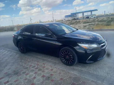 Toyota Camry 2015 года за 7 500 000 тг. в Актау – фото 3