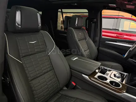Cadillac Escalade Sport Platinum 2025 года за 94 900 000 тг. в Алматы – фото 22
