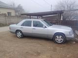 Mercedes-Benz E 220 1993 года за 2 350 000 тг. в Сарыагаш