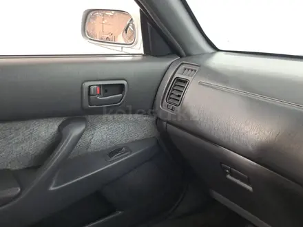 Toyota Vista 1996 года за 1 080 000 тг. в Астана – фото 18