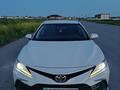 Toyota Camry 2021 года за 16 000 000 тг. в Астана