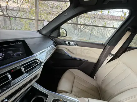 BMW X5 2019 года за 35 000 000 тг. в Шымкент – фото 9
